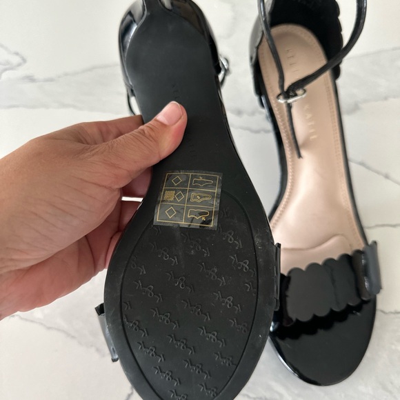 Kelly and Kate Patton Sandels - Picture 2 of 3